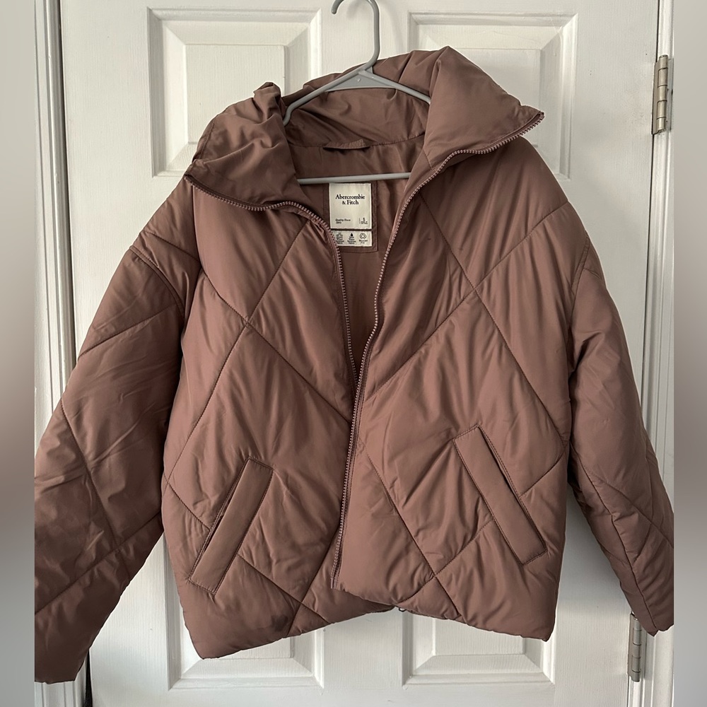 Oversized puffer